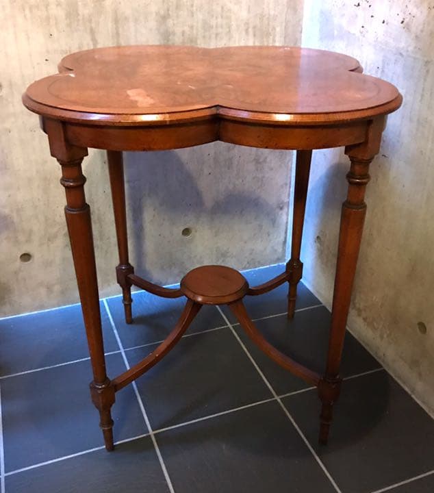 MADIA 高級家具　クラシックスタイル　テーブル　イタリア製