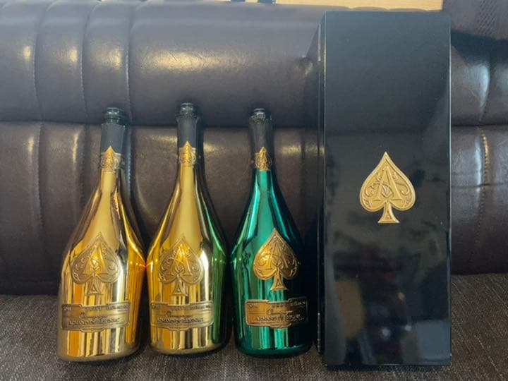 アルマンド　ゴールド　グリーン　空瓶、箱