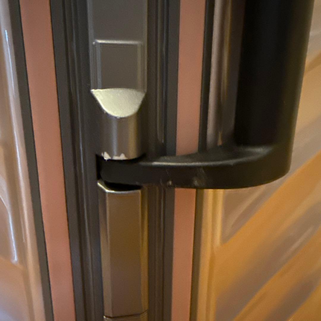 大型　約93L ピンク　波状テクスチャ キャリーケース　スーツケース