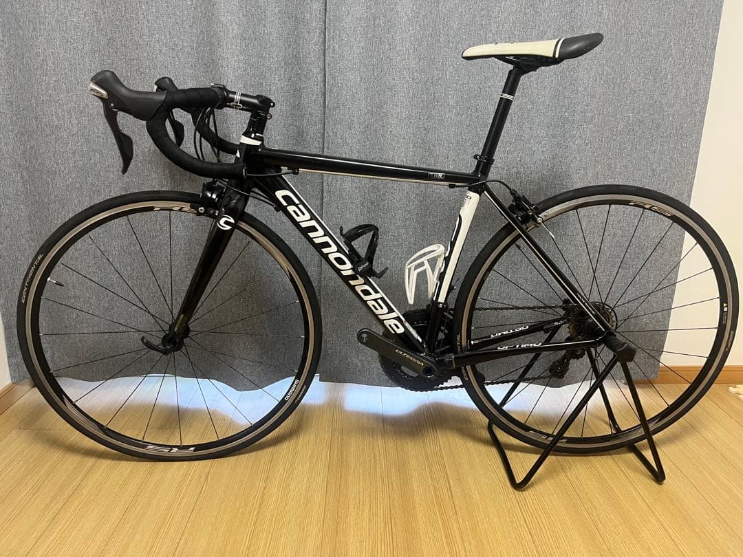 Cannondale ブラック ロードバイク
