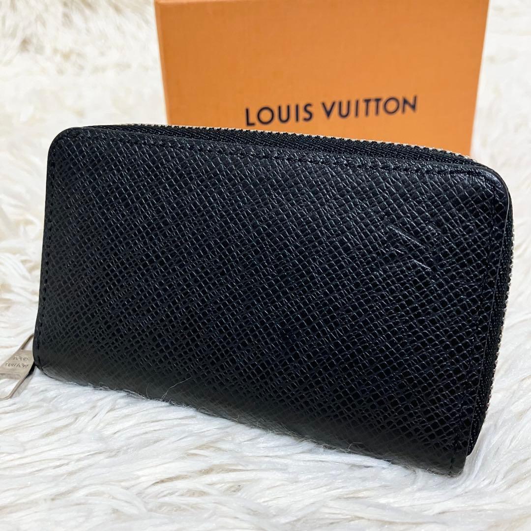 【未使用級】ルイヴィトン タイガ パース ジッピー 箱付き