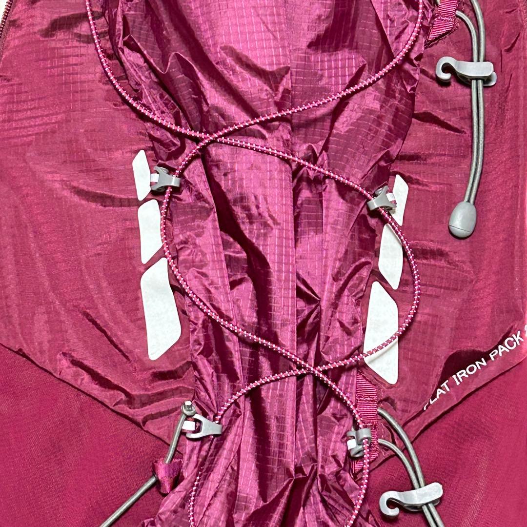 【未使用品に近い】モンベル　フラットアイアンパック20 women's