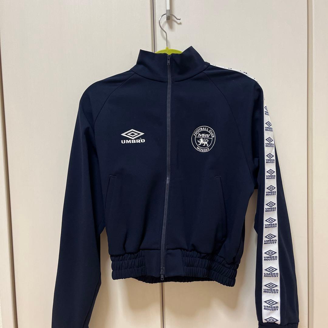 umbro moussy トラックジャケット