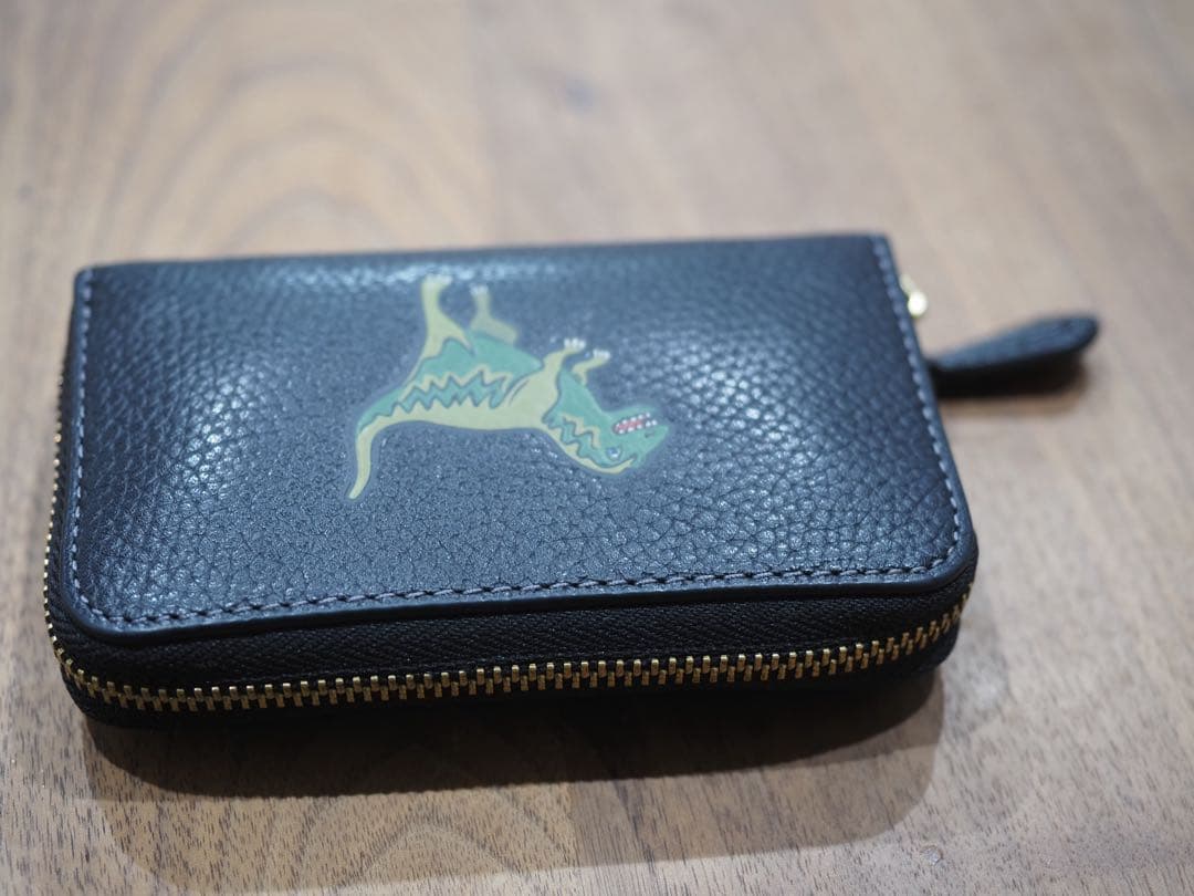 COACH 黒 レザー ケース 恐竜刺繍　本日最終価格⭐︎＾＾