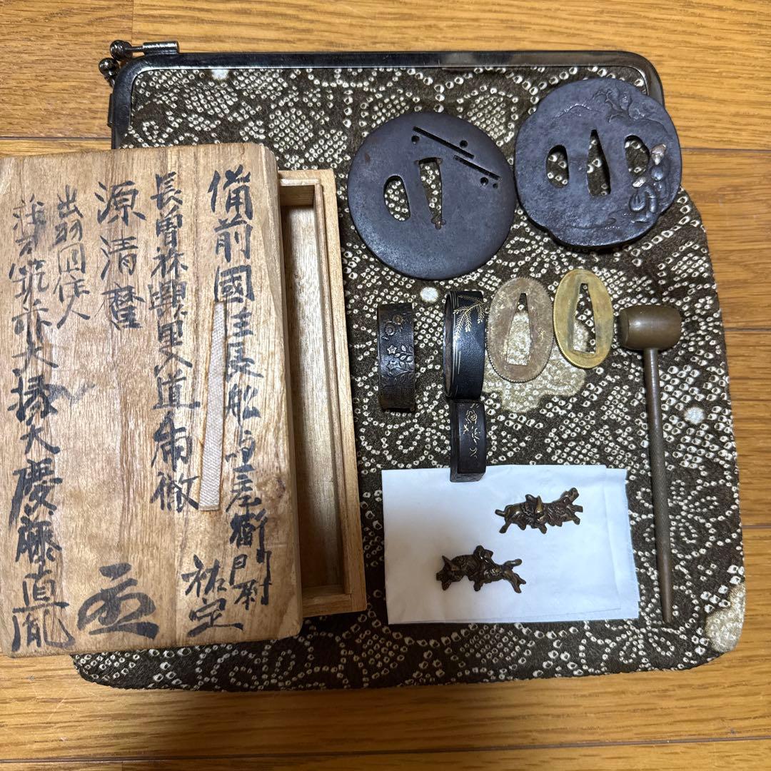 ぺ*ん様 おそらく無銘の刀装具　鍔・目貫・縁など（未研磨）