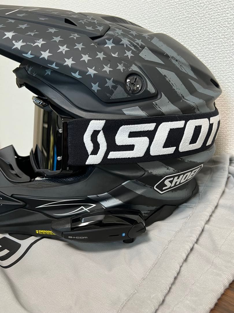 SHOEI VFX-WR B+COM付き