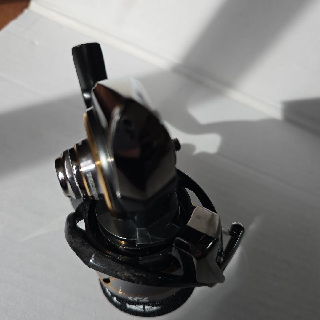 ダイワ 20ルビアス LT3000-C【55mm ハンドル　RCS ノブ付】