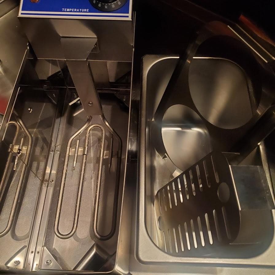 電気式麺茹で器