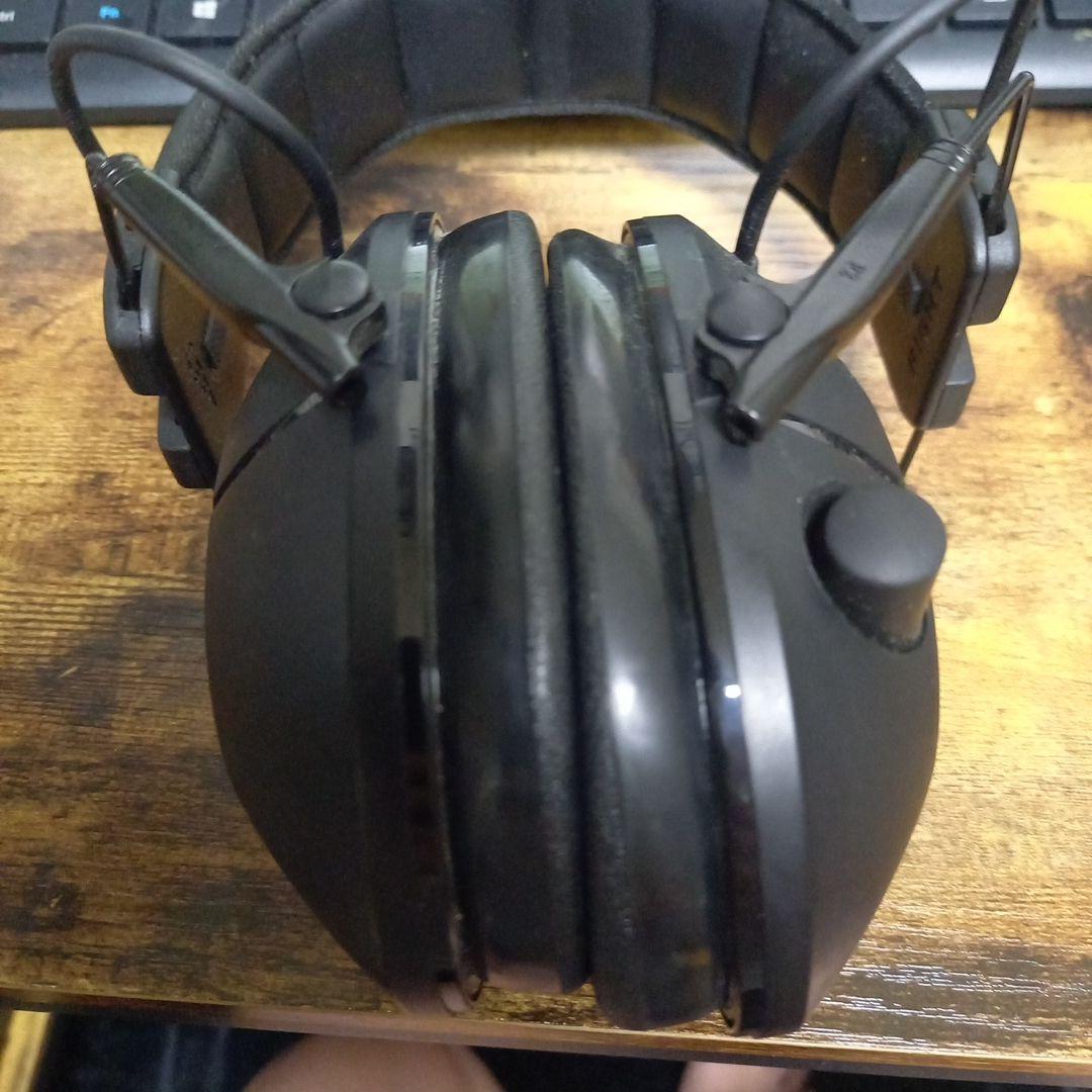 Peltor Tactical 100 ブラック