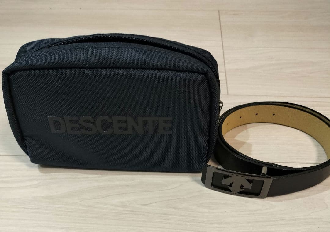 DESCENTE ベルト・ポーチセット