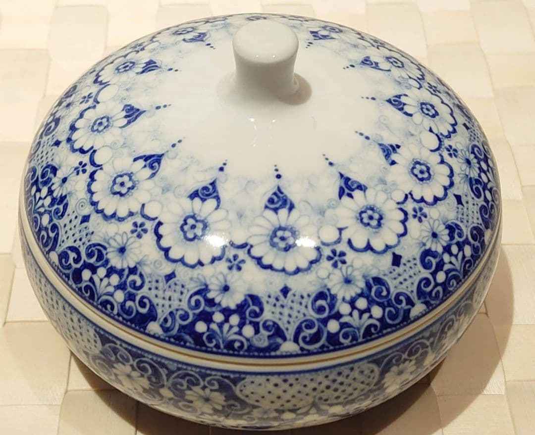 橋本よしこ　蓋物　染付