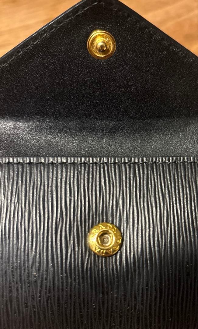 PRADA ミニ財布