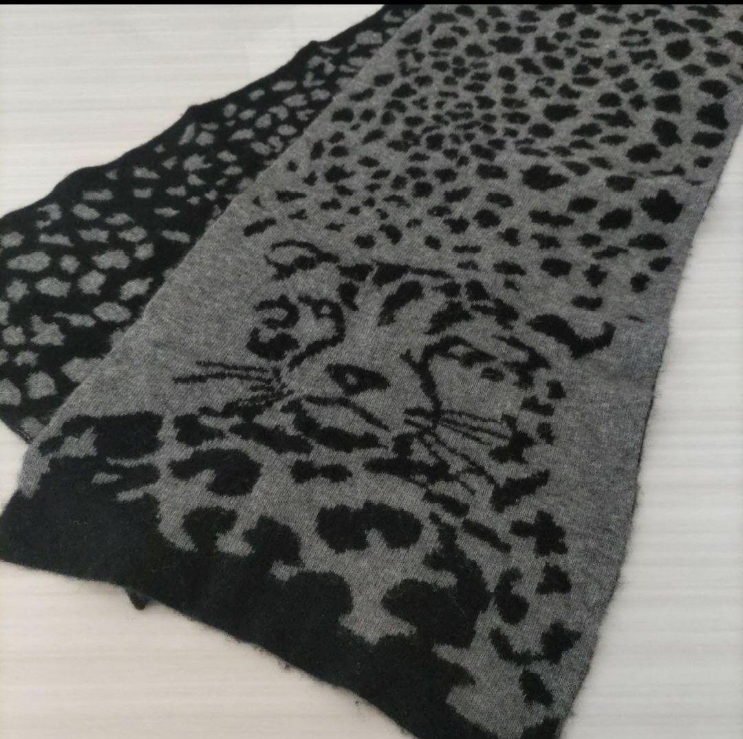 【みゃーた様 2点おまとめ商品】ちいかわフォン ヒョウ柄 リバーシブルマフラー