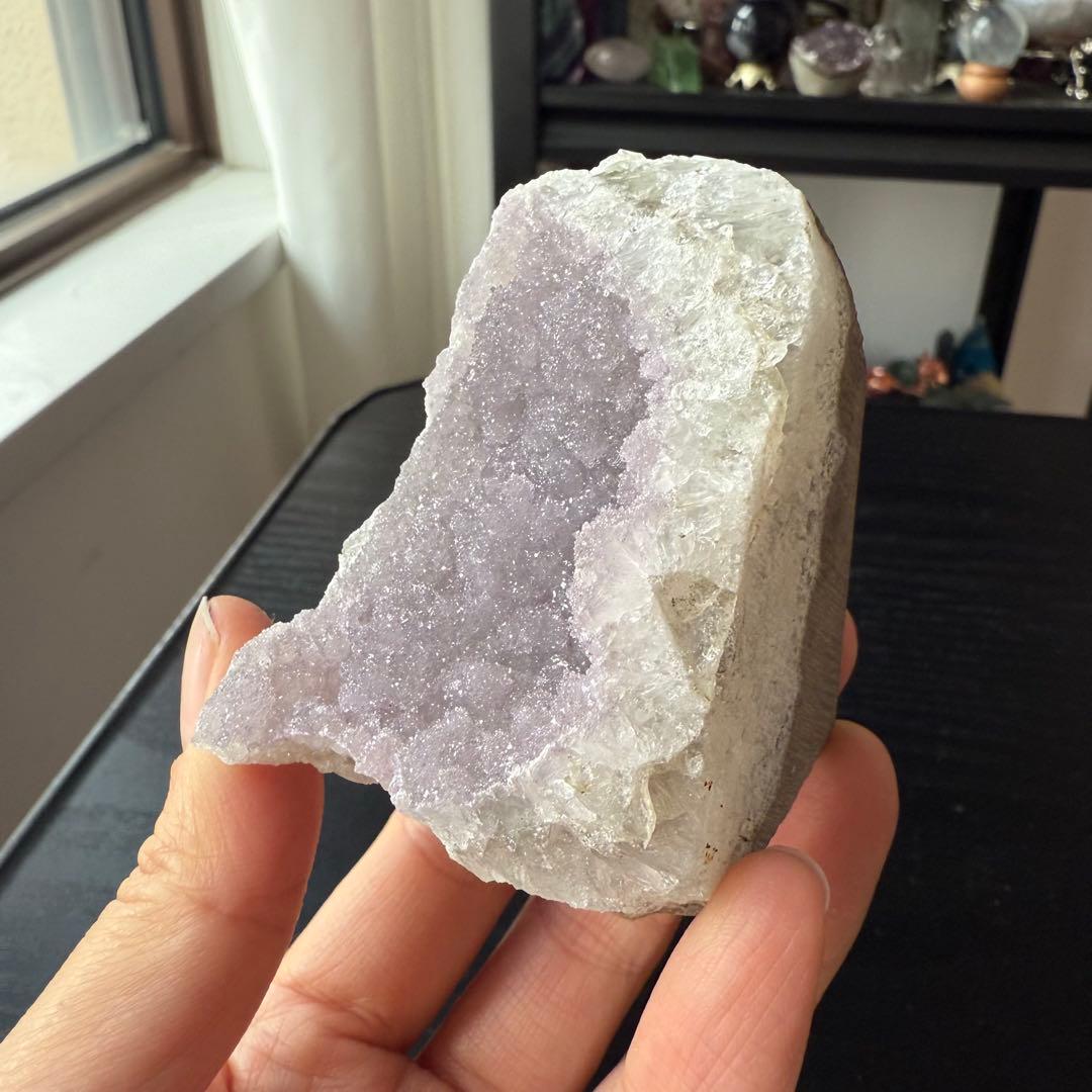天然石シュガーアメジストの原石　置物NO.010908