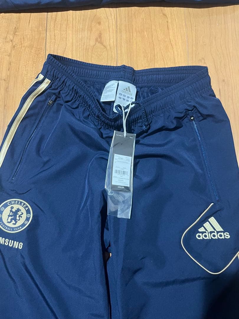 チェルシー　セットアップ