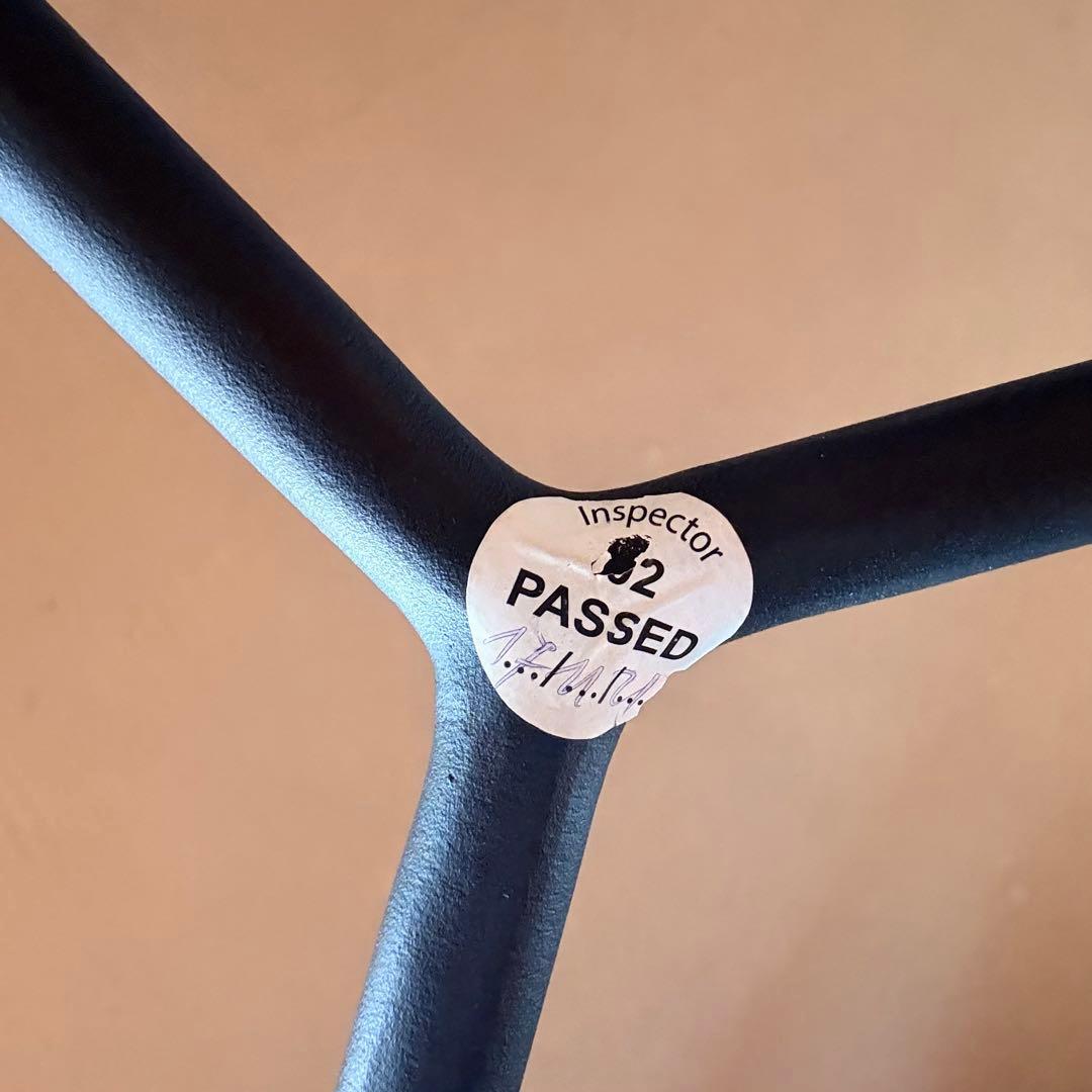 モーダエンカーサ　ローテーブル　APOLLO