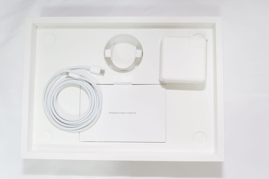 M1 MacBook Pro 13.3 2020 16GB 1TB ssd 元箱