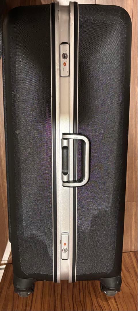 サムソナイト 大型スーツケース TSAロックあり ネームタグ、鍵つき、使用2回