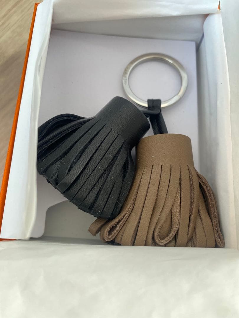 エルメス　カルメン　ウノドス