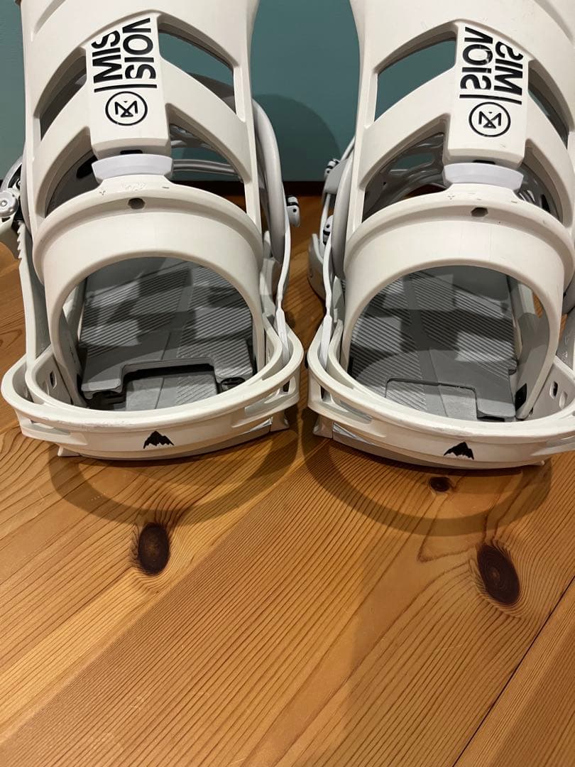 k*m様 美品23-24 BURTON MISSION Re:Flex Mサイズ