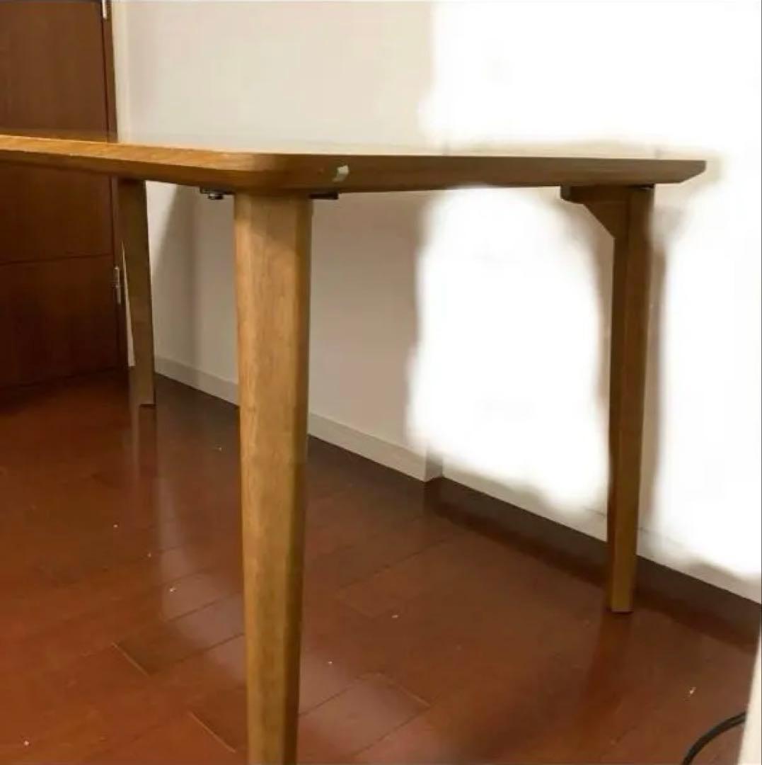 NITORI木製ダイニングテーブル 150✖️80cm 高さ70cm