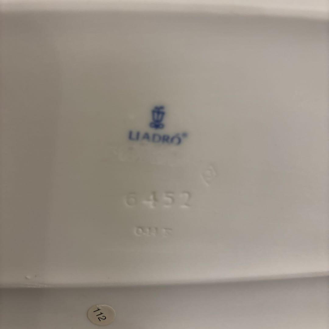 LLADROリヤドロピアノを弾く少女 陶器 置物