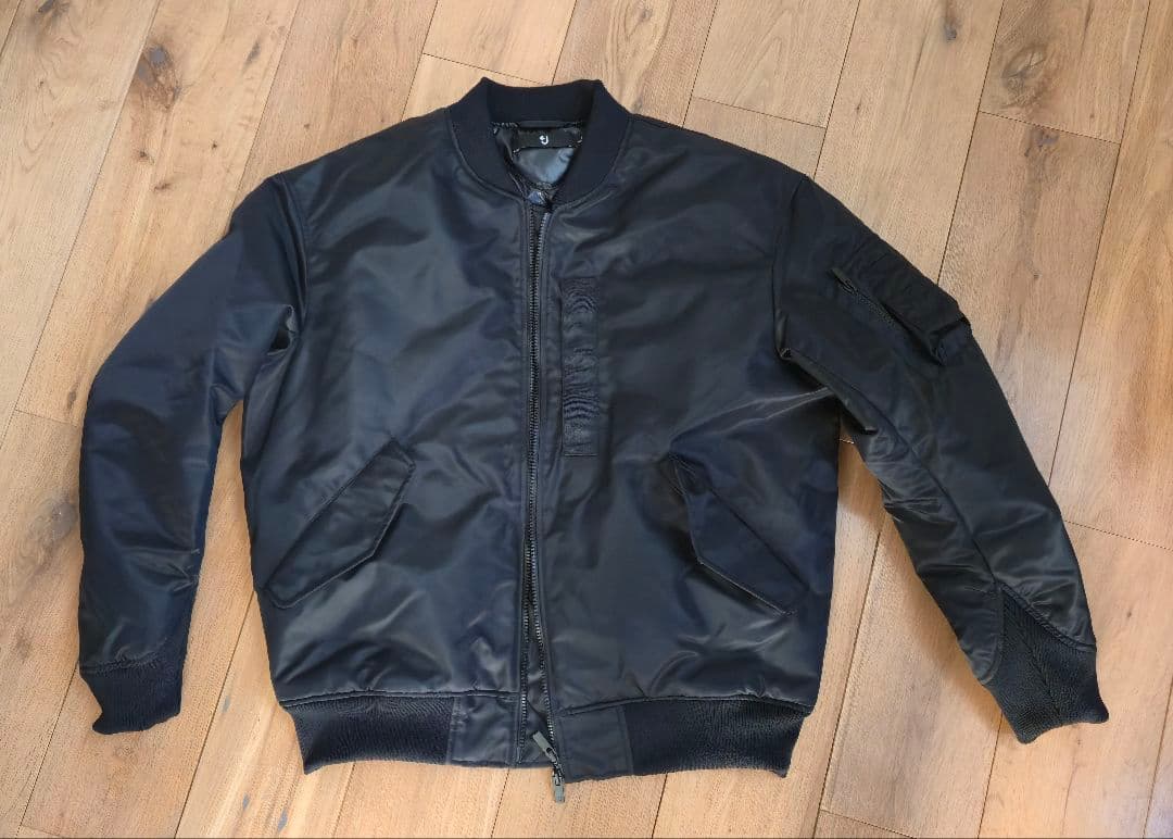 +Jハイブリッド ダウンオーバーサイズMA-1 ユニクロ　ブラック　L