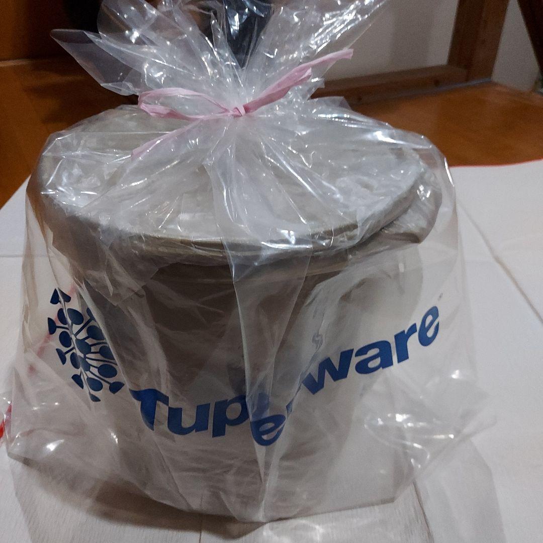 タッパーウェア、プラスチック 保存容器 直径28cm