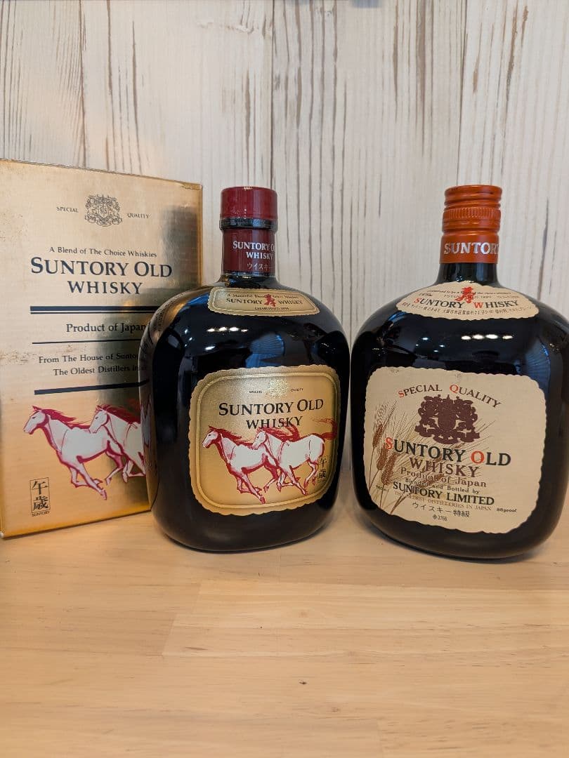 「未開封」サントリーオールド 干支ラベル馬と特級麦の穂ラベルの古酒2本セット
