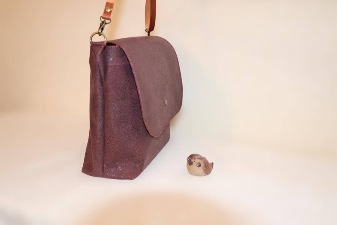 R8 1003　ショルダーバッグ