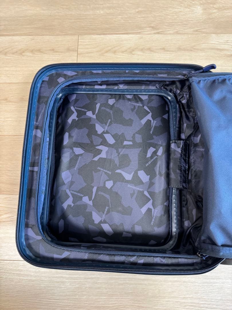 INNOVATOR INV20 Deep Sea 33L 機内持ち込み