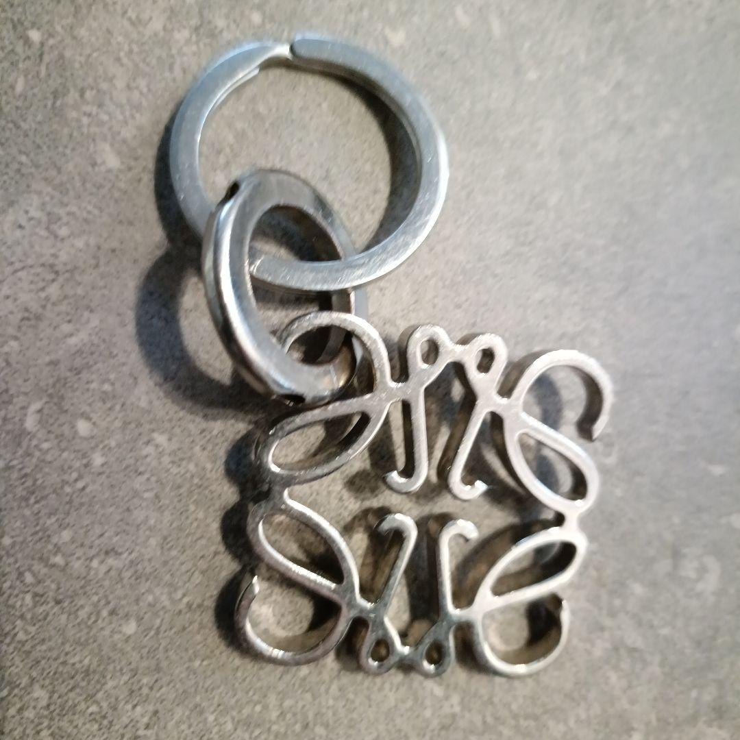 ロエベ LOEWE ロゴ アナグラム　チャーム