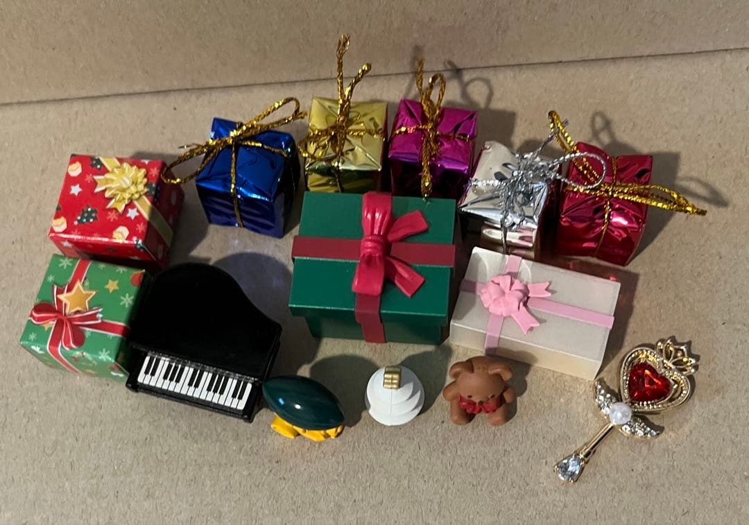 デコレ　コンコンブルconcombre リスのクリスマスツリー　お菓子のそり