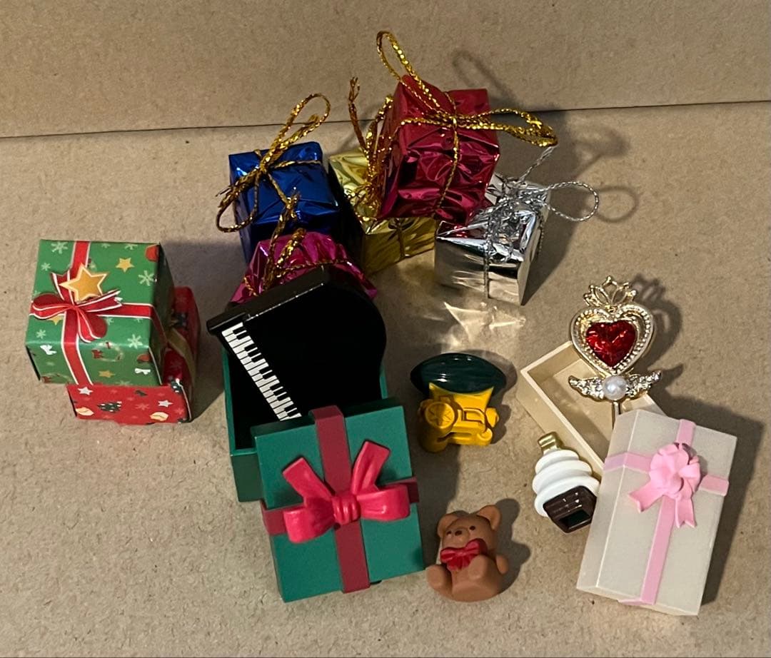 デコレ　コンコンブルconcombre リスのクリスマスツリー　お菓子のそり