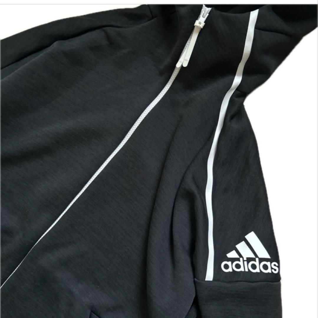 adidas Z.N.E.フーディーファストリリースパーカー テーパードパンツ