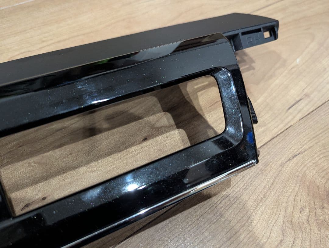 トヨタ プリウスα インテリアパネル G’s 後期用　インパネ　オマケ付