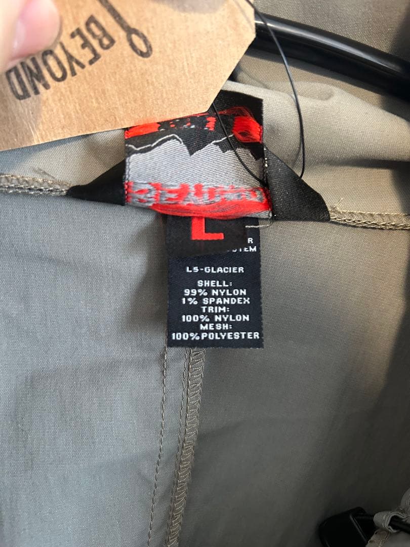 BEYOND PCU Level 5 グレイシア ジャケット　デッドストック