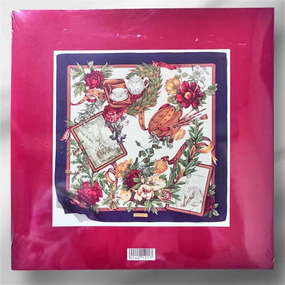 フェラガモ 花柄スカーフ 新品未開封 オリジナルボックス Ferragamo F