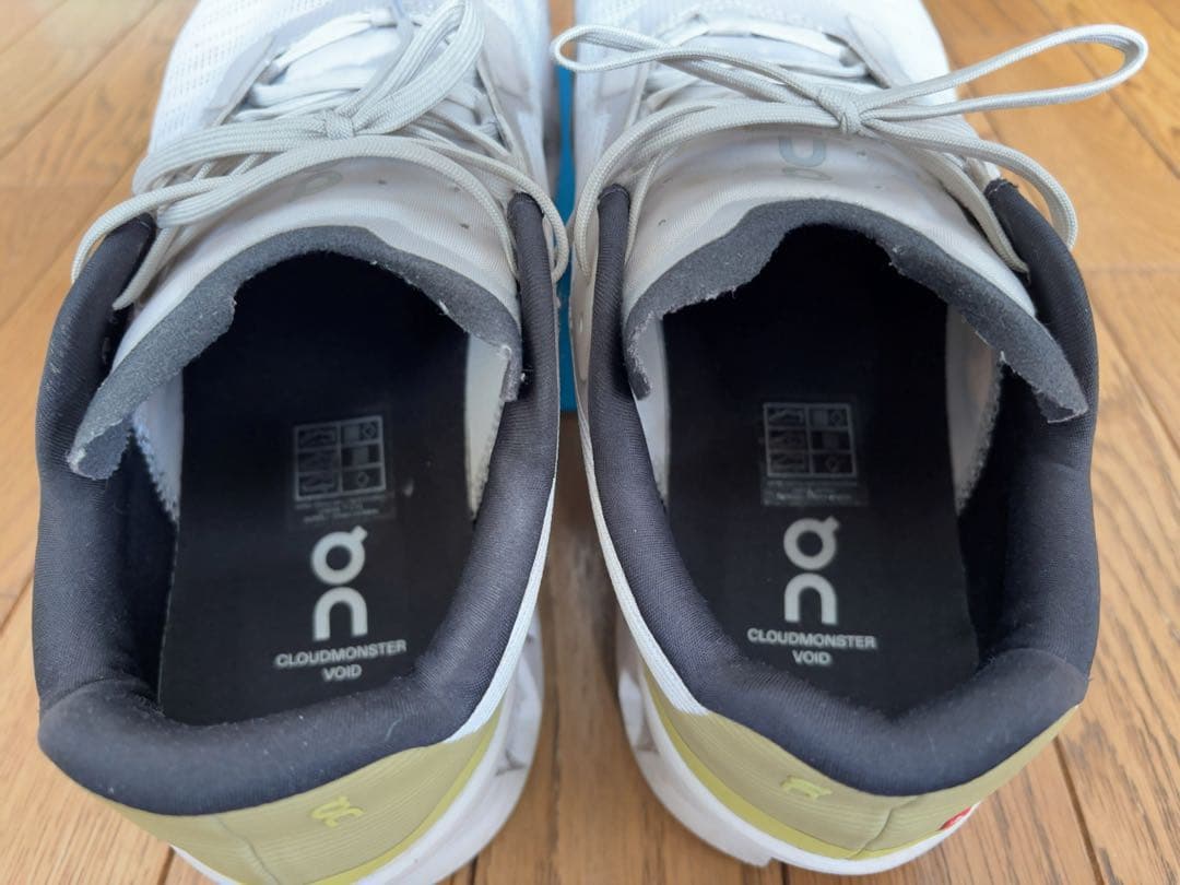 ON クラウドモンスター　VOID 28.5 美中古