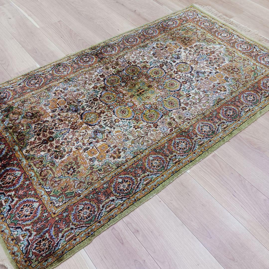 Y3244 インド絨毯 シルク 手織り 156×90㎝ マット