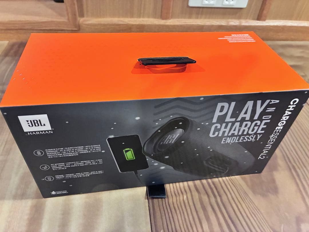 最終値下げ　JBL CHARGE ESSENTIAL 2 新品　即発送