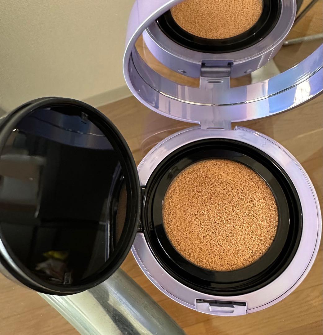 NARS ライトリフレクティングセラムクッションファンデーション　限定ケース付き