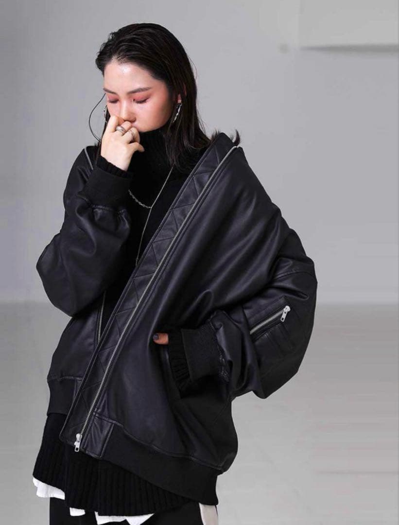 完売品　antiqua 合皮レザー　MA-1