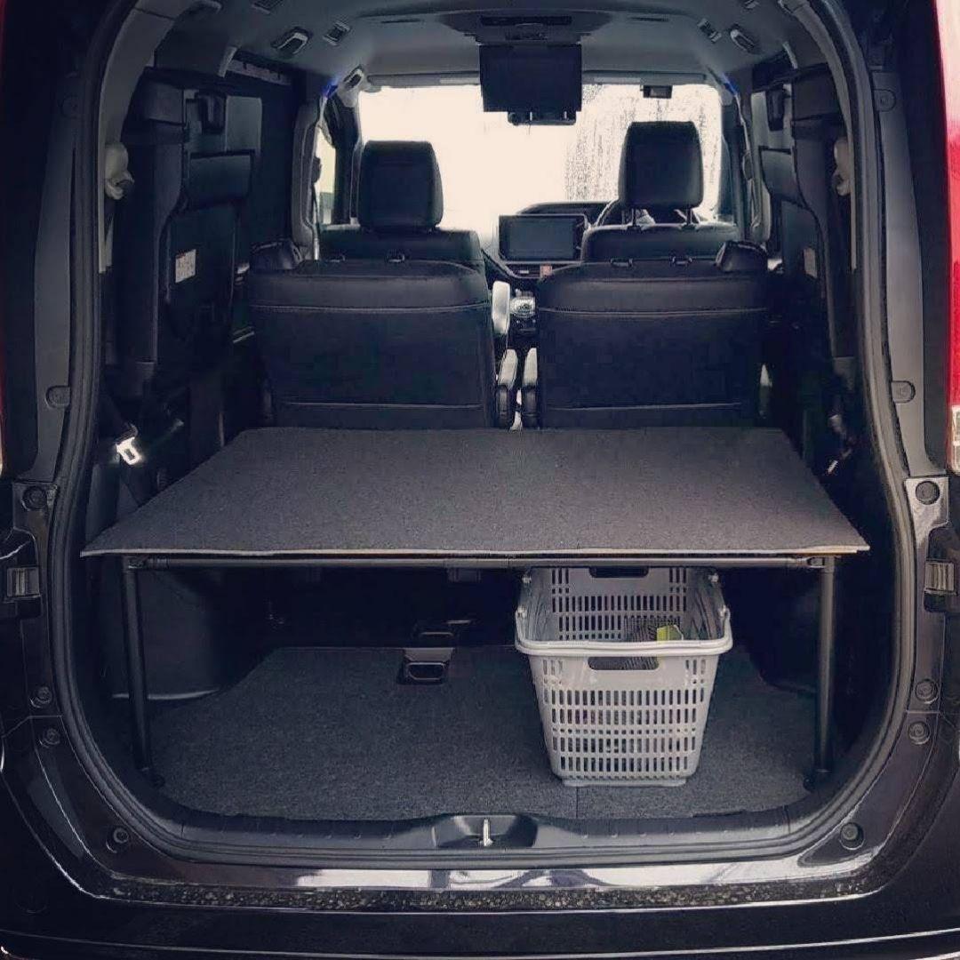 マットつき　80系　ヴォクシー、ノア、エスクァイア　収納　ベッドキット　車中泊