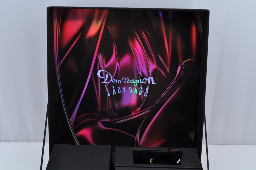 ボトルなし ドンペリニヨン×レディガガ グラス2脚ストッパーセット TA1833