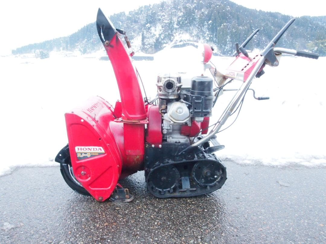 綺麗ホンダ除雪機ＨＳ８０雪飛びます！！HONDAバッテリー新品実動富山、石川金沢