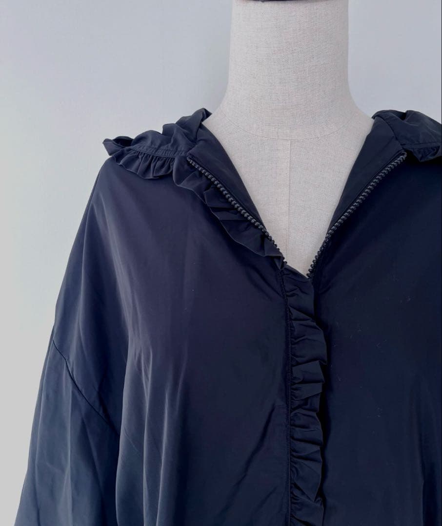 Bilitis dix-sept ans フードフリルロングコート