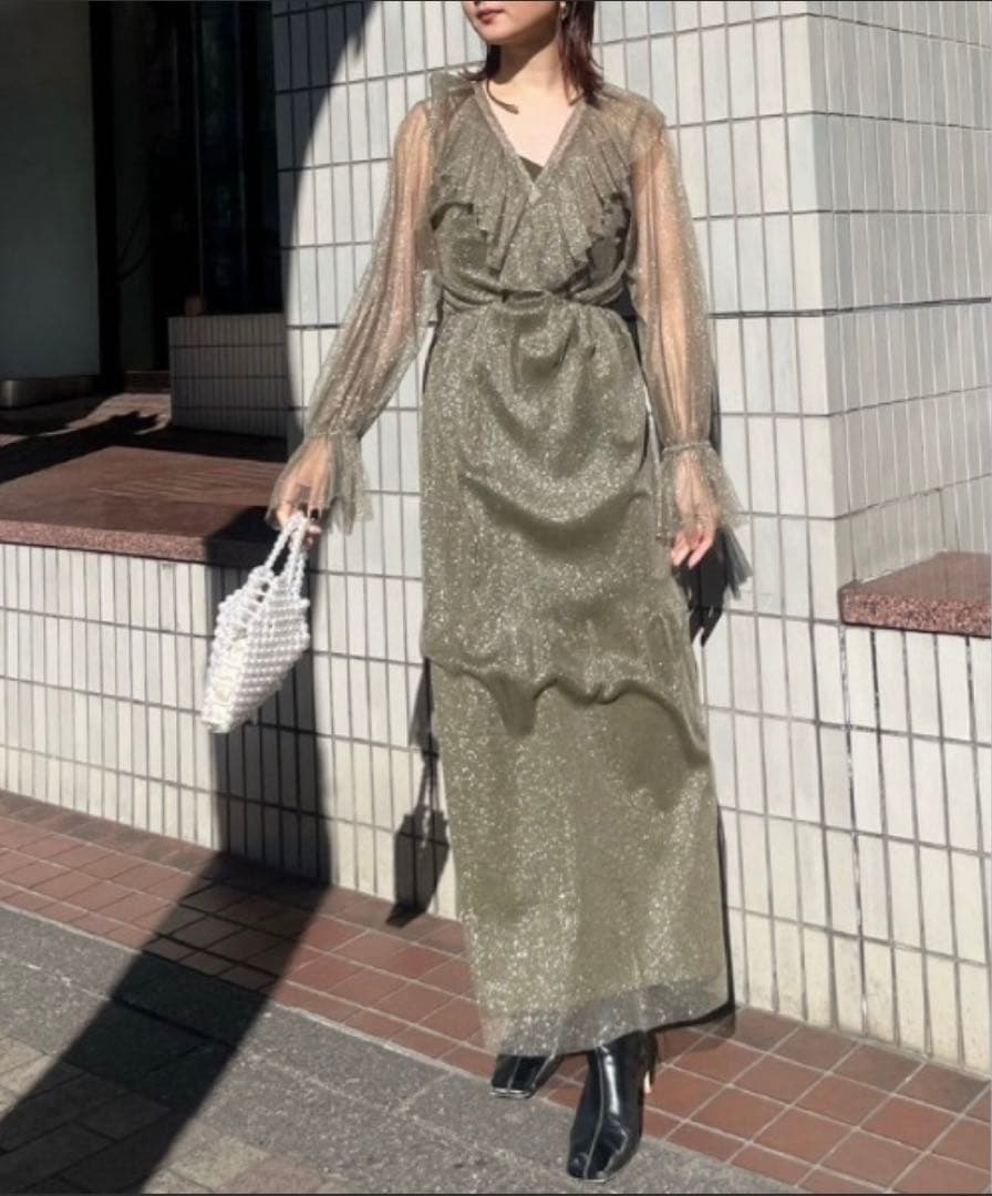 AMERI GLITTER FRILL COLLAR DRESS カーキ