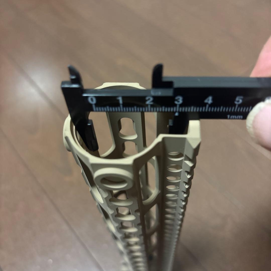 未使用　米軍放出品　実物　MIDWEST 12inch ハンドガード　M4M16