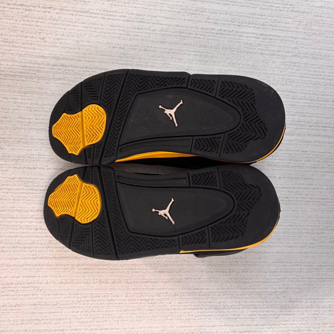 NIKE AIR JORDAN 4 RETRO THUNDERエアジョーダン4